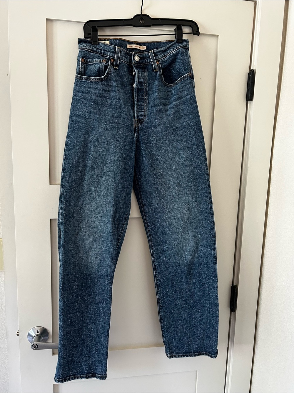 Levi’s ribcage ankle jeans